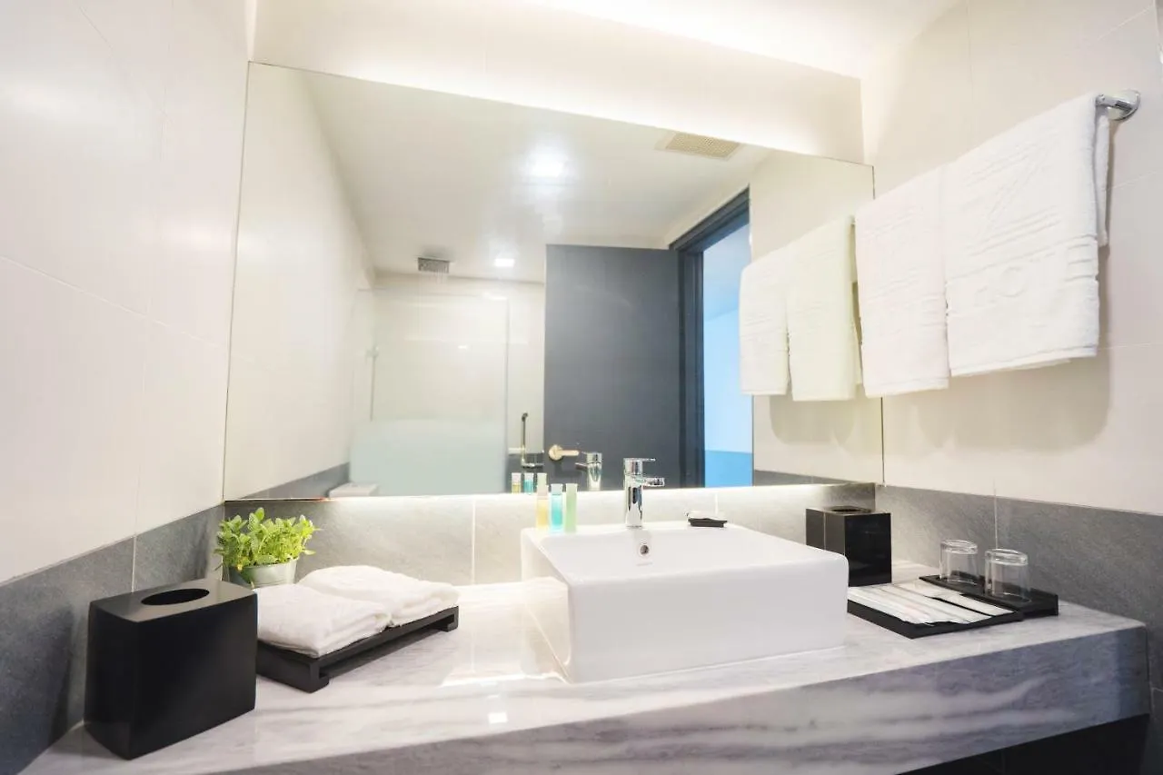Z Hotel Johor Bahru 3*,